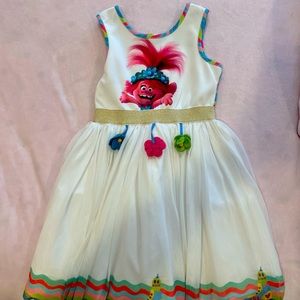 Girls Pippa and Julie Trolls dress size 7